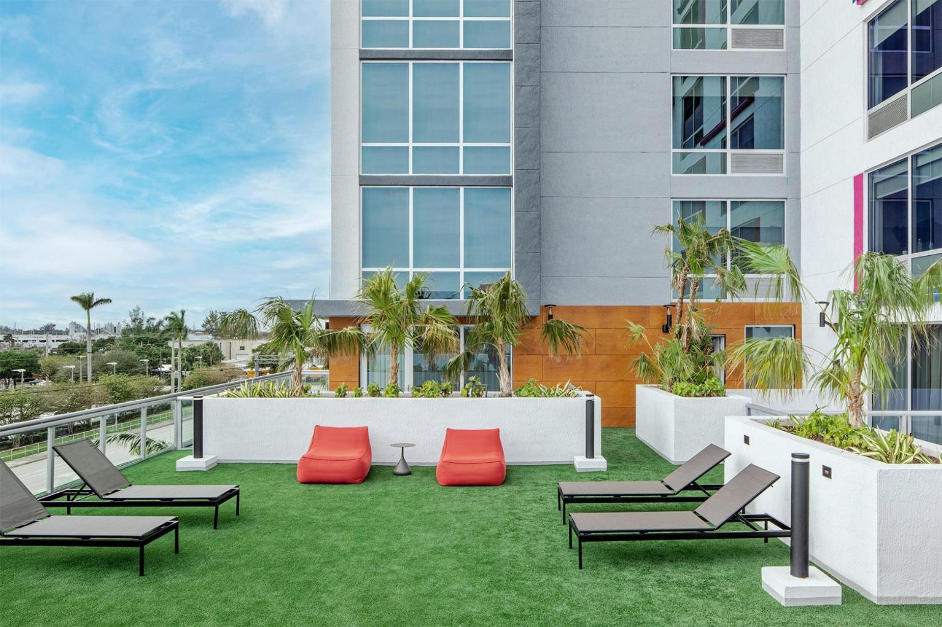 Aloft Fort Lauderdale Airport & Cruise Port エクステリア 写真